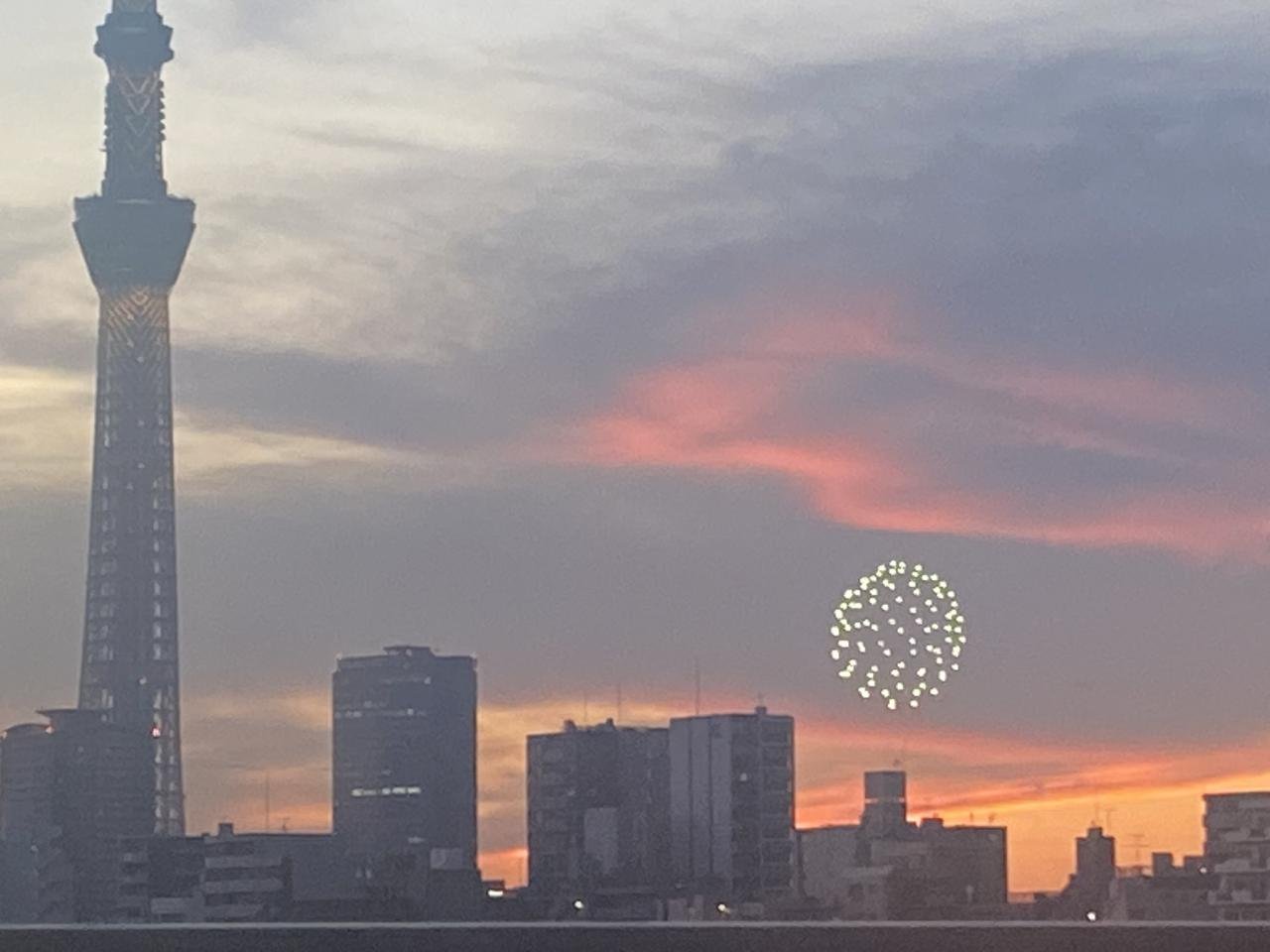 スカイツリー点灯前　花火